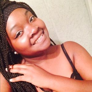 Meet your Posher, Shawna