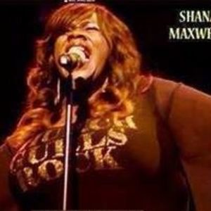 Meet your Posher, Shana