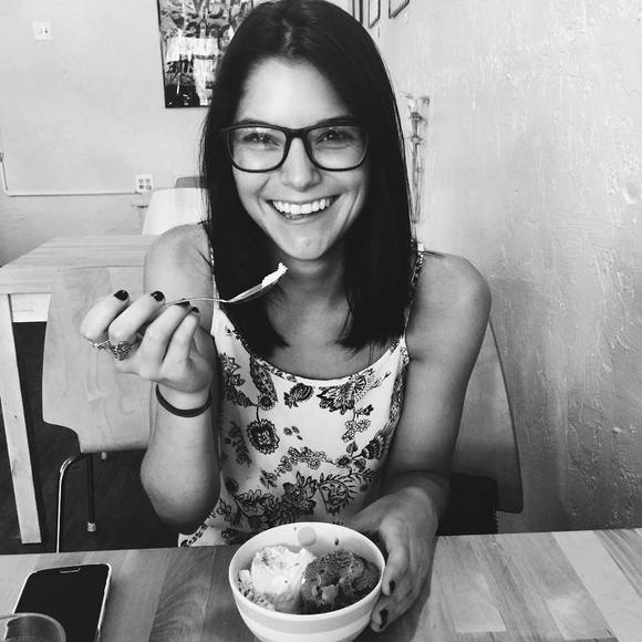 Meet your Posher, Marie