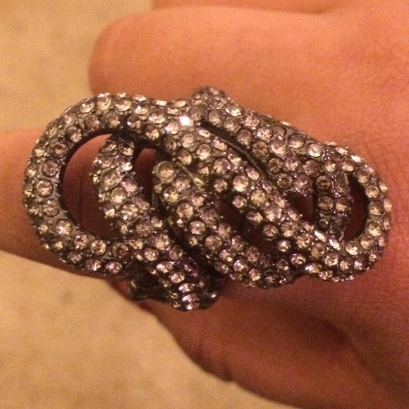 Beautiful Faux Diamond Cocktail Ring - Picture 4 of 4