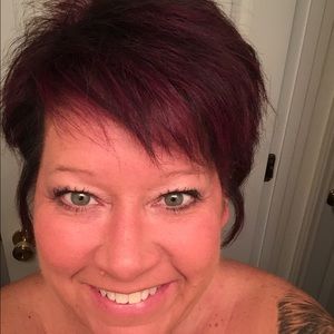 Meet your Posher, Tina