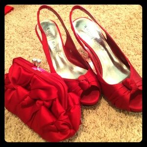 Red Satin Sz 8 Pumps Heels w/ Matching Clutch