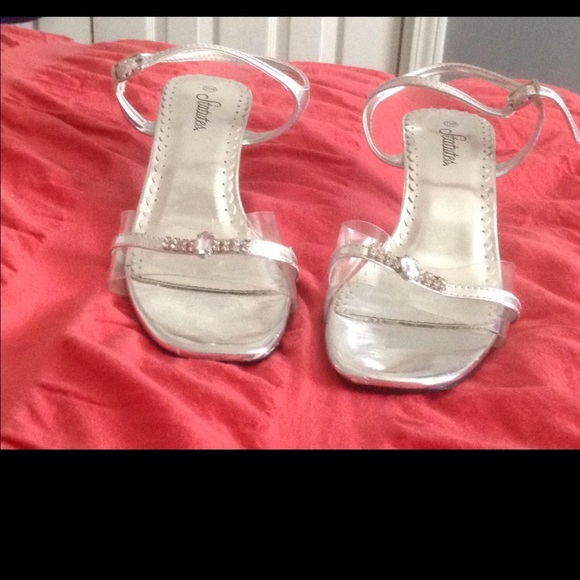 Silver heels for any special occasion!