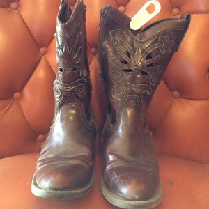 Boots sz5