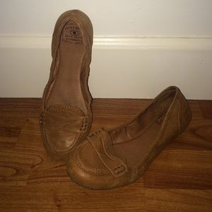 Lucky brand flats