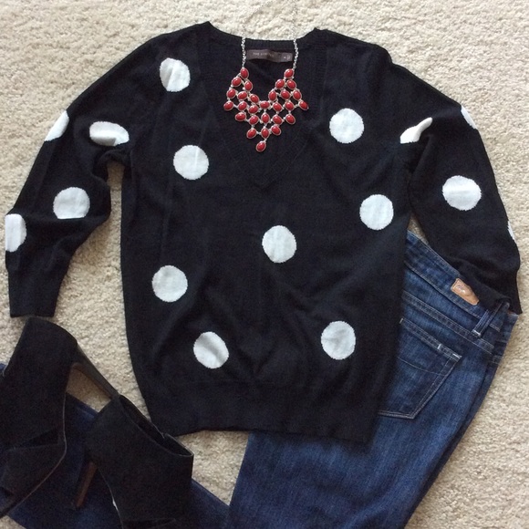 The Limited Sweaters - The Limited V neck sweater