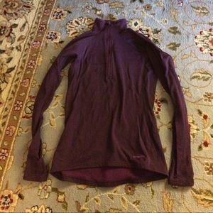 Patagonia zip-up capilene 3. GUC. Dark purple.