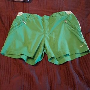 NIKE golf shorts