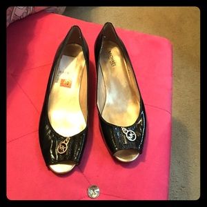 Micheal Kors ballet flats