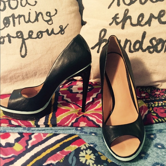 lAMB leather heels size 8