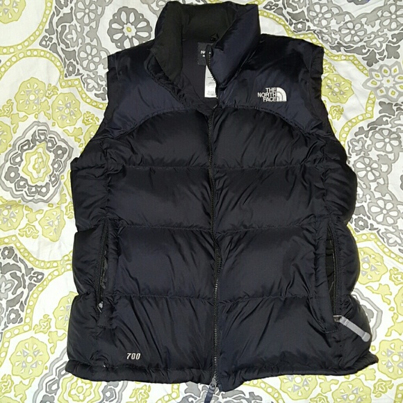Black north face vest