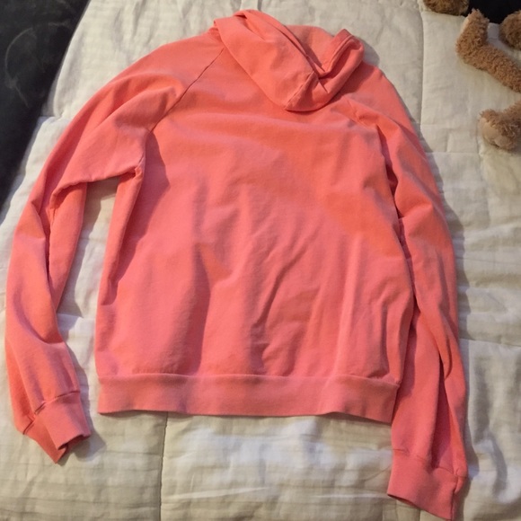 Zip up - Picture 2 of 2