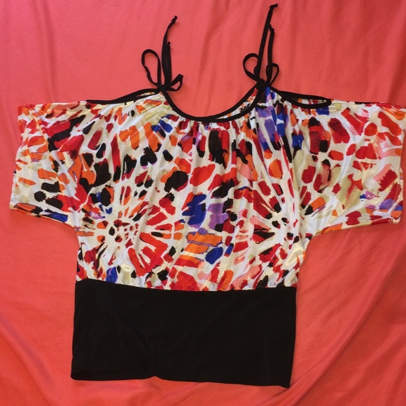 Blouse - Picture 2 of 3