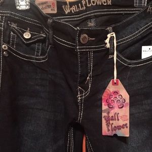 New with tags Wallflower Junior Bootcut jeans