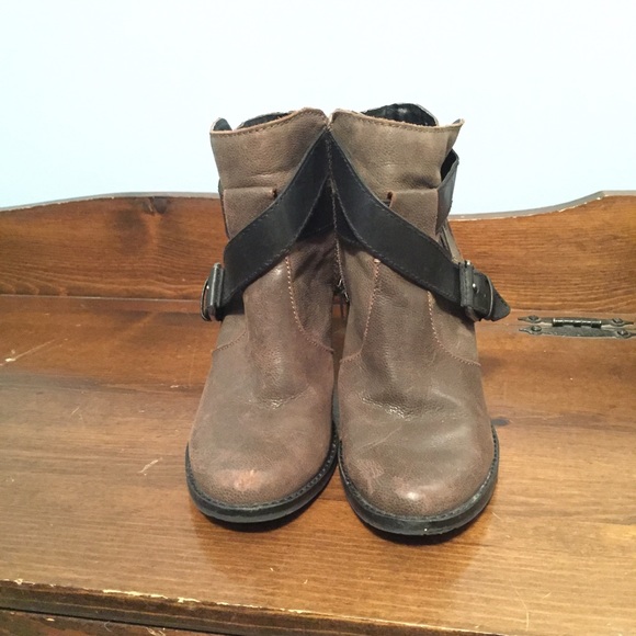 Dolce Vita Ankle Boots