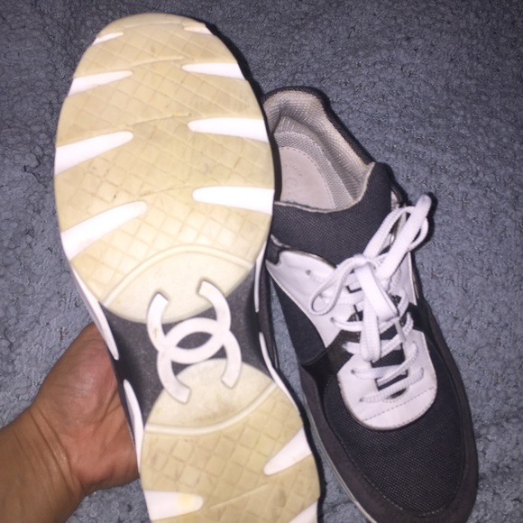 Chanel sneackers size 8 - Picture 3 of 4