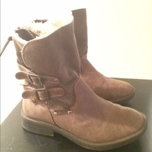Brown boots