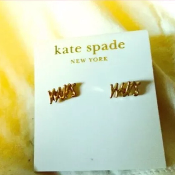 🔸SOLD🔸Kate spade gold MRS studs - Picture 2 of 2