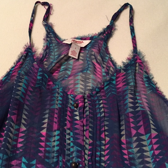 Tank top - Picture 2 of 2