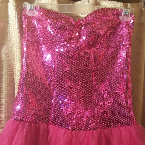Prom dress