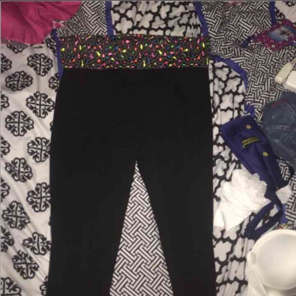 VS PINK yoga pants (L)