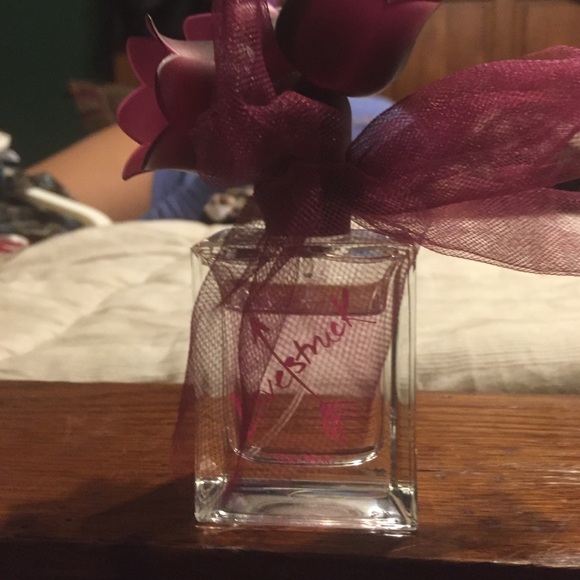 Love struck by Vera Wang