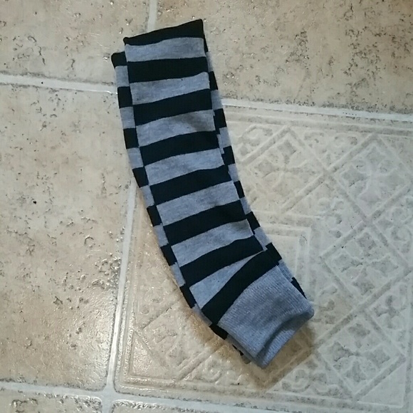 CHILD'S SIZE GRU SCARF MINIONS DESPICABLE ME