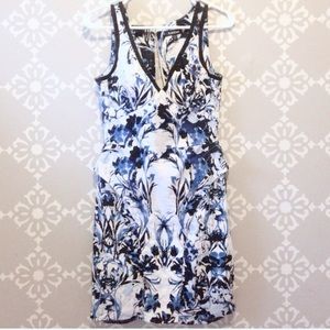 💥Lowest Price! - Bebe Peplum floral dress💥