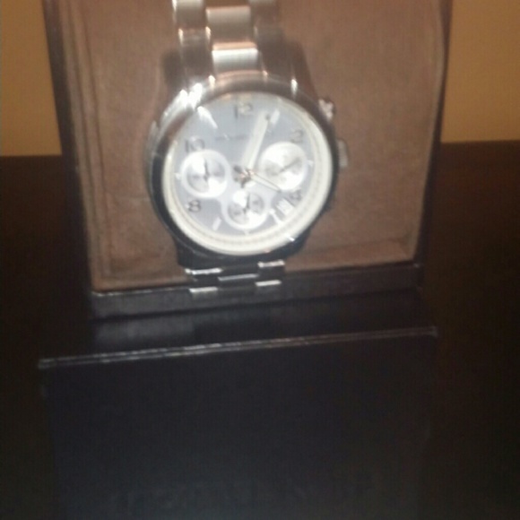 Michael kors silver watch