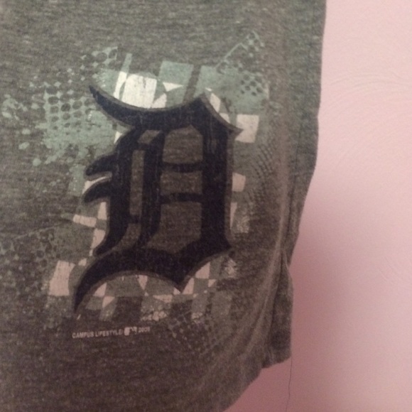 Detroit Tigers tshirt - Picture 2 of 2