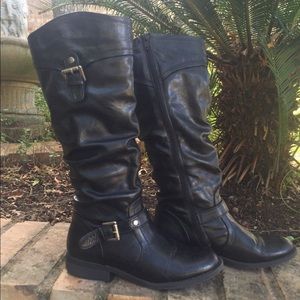Double buckle detail black riding boots