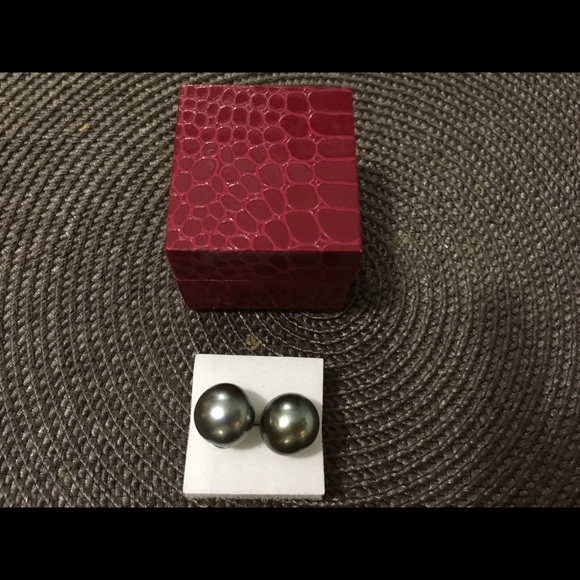 BRAND NEW SOUTH SEA PEARL GRAY(BIG SIZE)