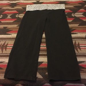 Victoria's Secret Yoga pants (crops)