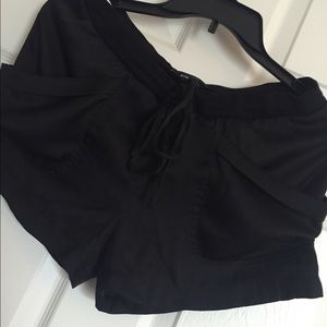 BCBG MAXAZRIA Satin shorts