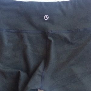 Lululemon Camouflage Wunder Under Size 6