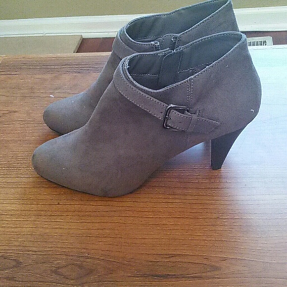 Shoes ( heels)