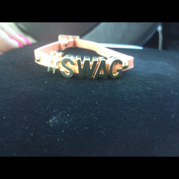BCBG bracelet