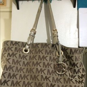 Micheal kors tote bag