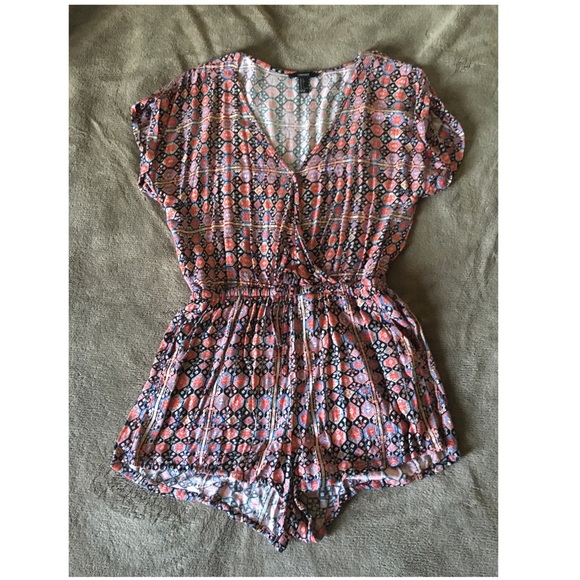 ❤️Cute Forever 21 Romper
