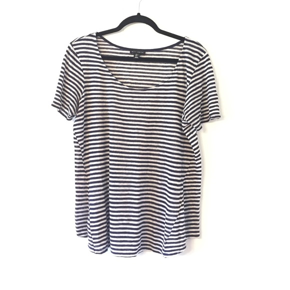 ❤️ Gently Used ❤️ Navy & White Striped Shirt