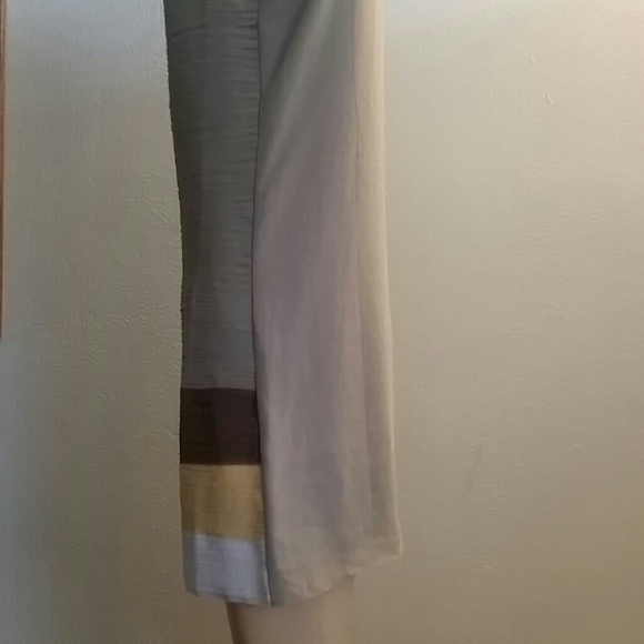 Clothes - Picture 2 of 3