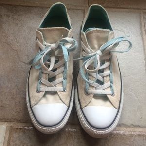 Size 10 off white and teal Converse