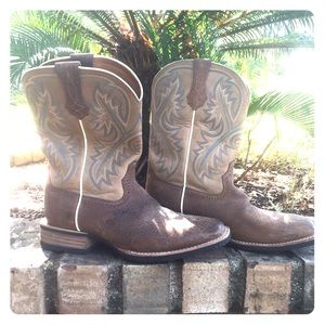 Artiat QuickDraw western boots men 8/women 10