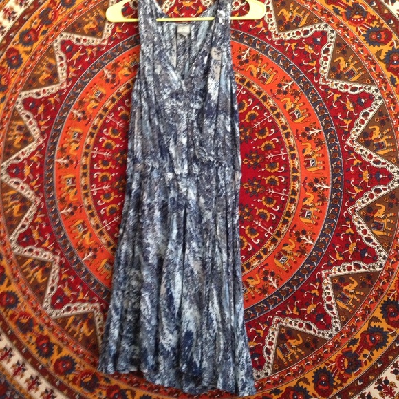 🍀 (3 for $15) Tye dye dress CONVERSE