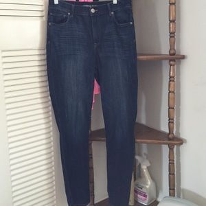 Size 10 short Express skinny jeans!
