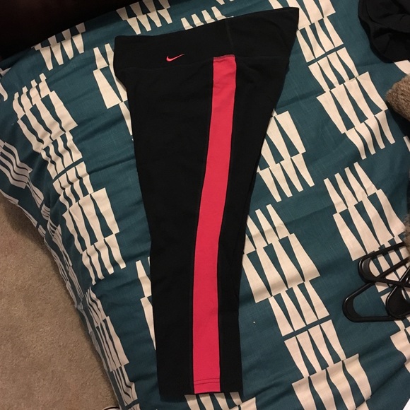 Nike capris