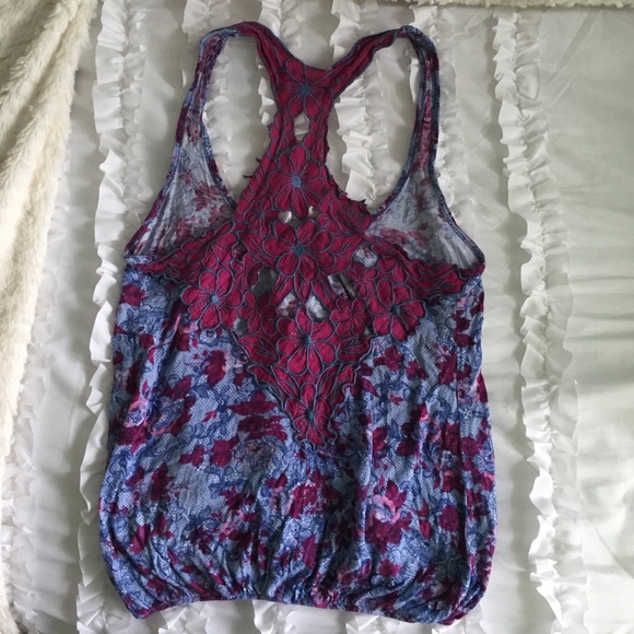 pretty yet casual purple patterned tank top! - Picture 3 of 3