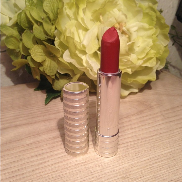 CLINIQUE long last matte lipstick