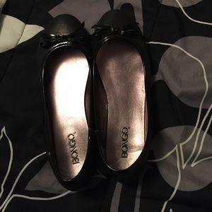 Dress shoes