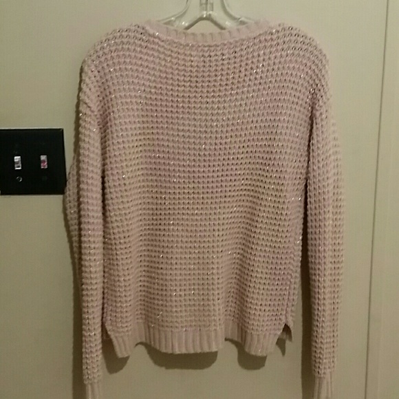 Sweater - Picture 4 of 4